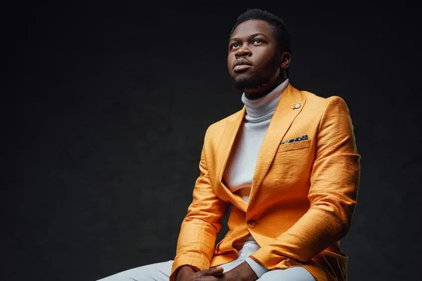 Couleur orange rouille