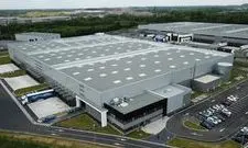 Shippingbo Avis: Transformation Digitale des Artistes Peintres et la Gestion de Leurs Envois d&rsquo;Œuvres