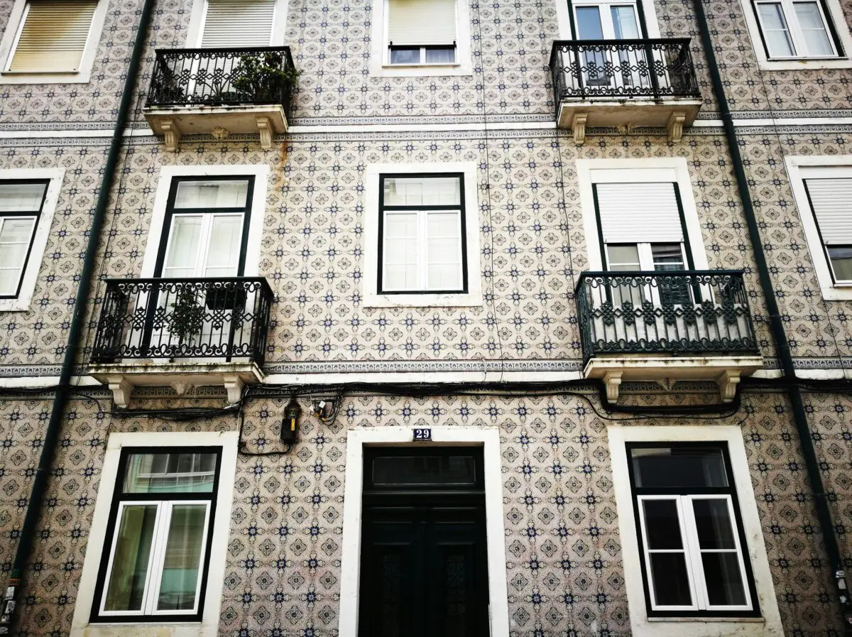 découvrez notre sélection de serrures de porte de garage pour assurer la sécurité de votre garage et de vos biens. faciles à installer et proposant une protection fiable, nos serrures de porte de garage vous offrent la tranquillité d'esprit.