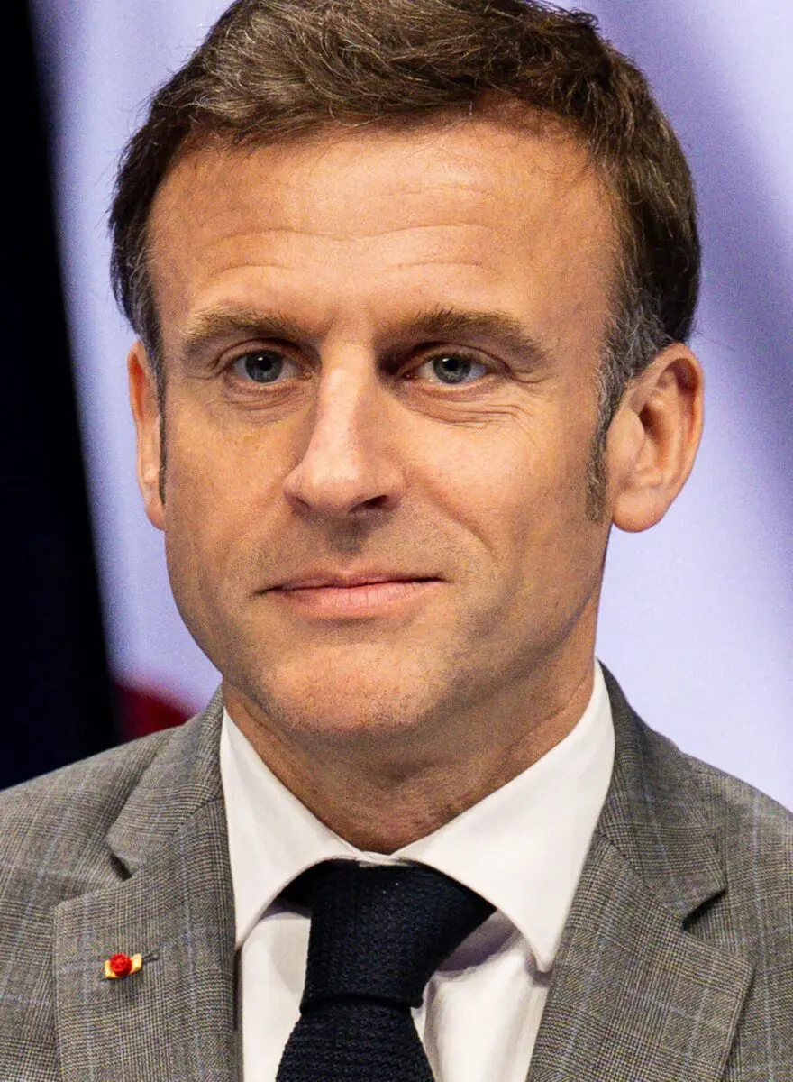 Maîtriser l&rsquo;Art du Marché: Comment Utiliser une Grille d&rsquo;Analyse de la Concurrence en PDF pour Dominer le Monde de la Peinture