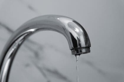 climatisation fuite eau
