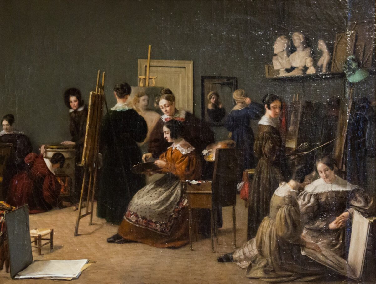 Peintre femme travaillant dans un atelier des filles au XIXe siècle