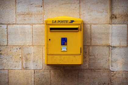 Boîte aux lettres et courrier lors d'un changement d'adresse à La Poste